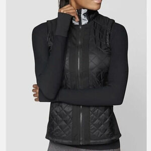 Athleta Rock Springs Black Quilted Insulated Puffer Vest Size Medium